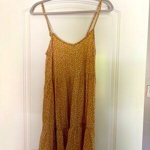 Billabong Tan and Pink Patterned Top